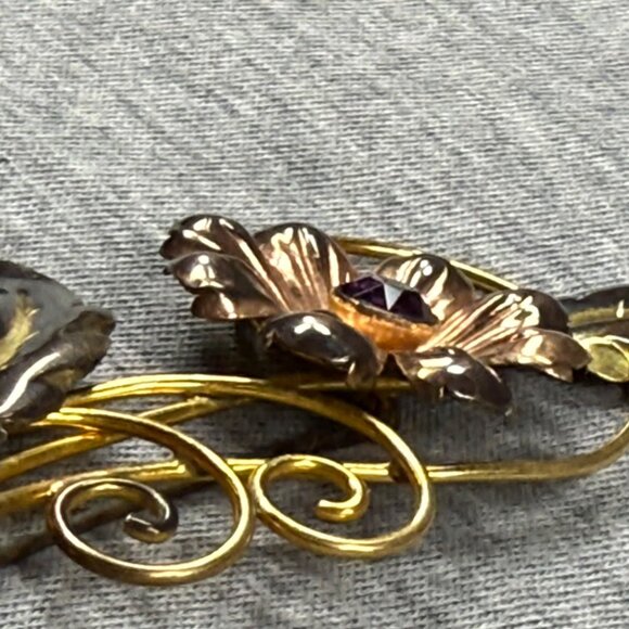 Vintage Gold-Tone Flower Brooch Purple Rhinestone Center & Detailed Leaf Design - Picture 16 of 16